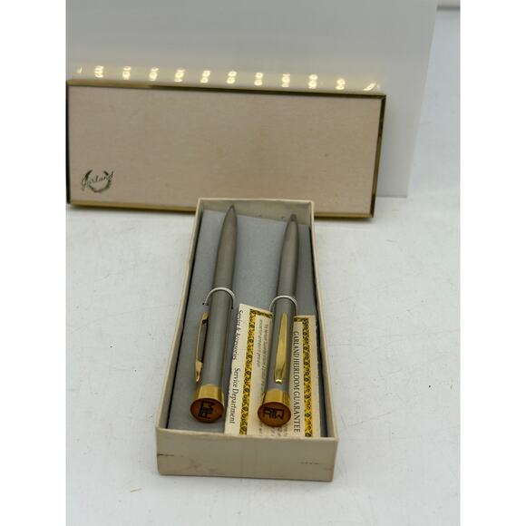 Garland Pen And Pencil Set Box Silver with Gold accent looks new - Picture 3 of 5